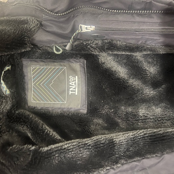 TNA WINTER JACKET EUC Size small - Picture 2 of 8